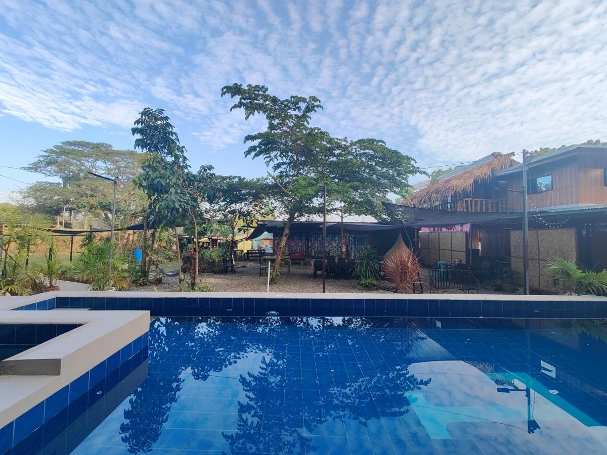 Bacnotan, La Union Private Resort - Teresa Kazza Resort Zewnętrze zdjęcie